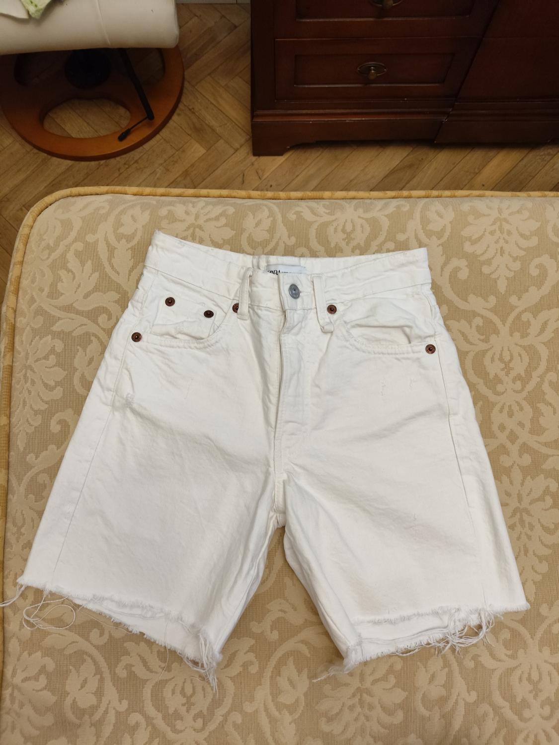 LOOSE FIT DENIM TRF BERMUDA SHORTS
