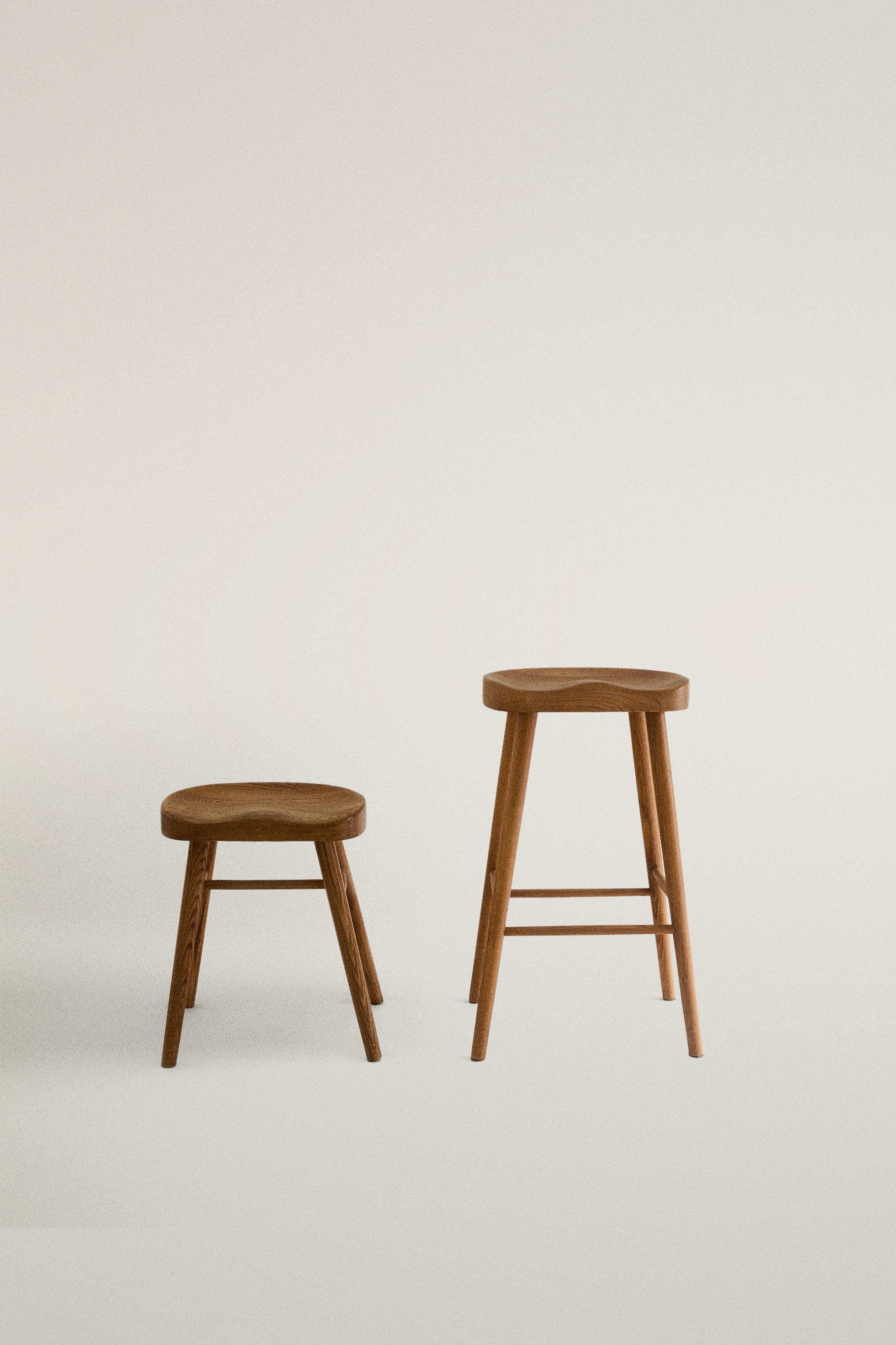 ASH WOOD STOOL