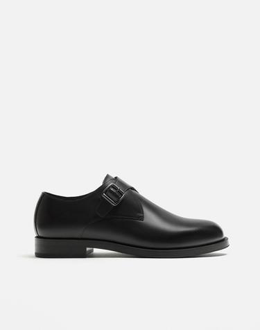 ZAPATO PIEL HEBILLA - Negro de Zara