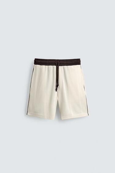 CONTRAST RETRO FOOTBALL BERMUDA SHORTS - Oyster-white by Zara