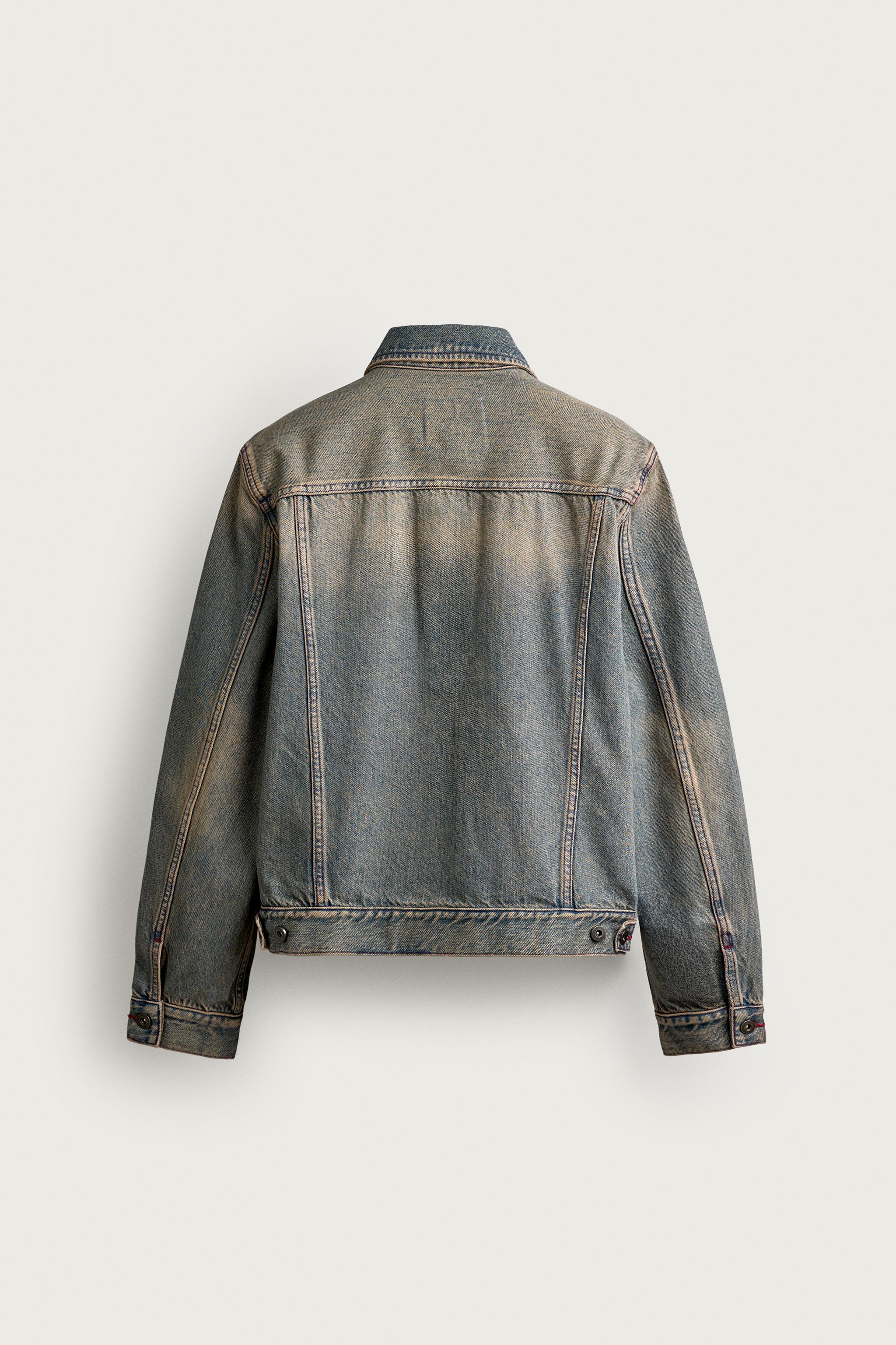 CROPPED FIT TOPSTITCHED DENIM JACKET