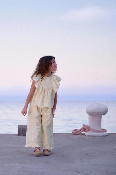 БРЮКИ С ВЫШИВКОЙ ЦВЕТОВ — ЭКРЮ от Zara