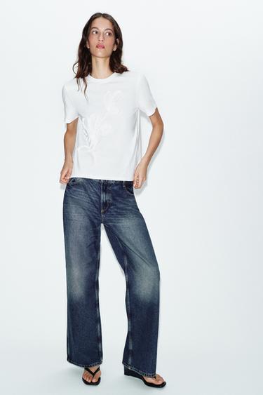 Zaras T-SHIRT MED BLOMMA I RELIEF - Vit