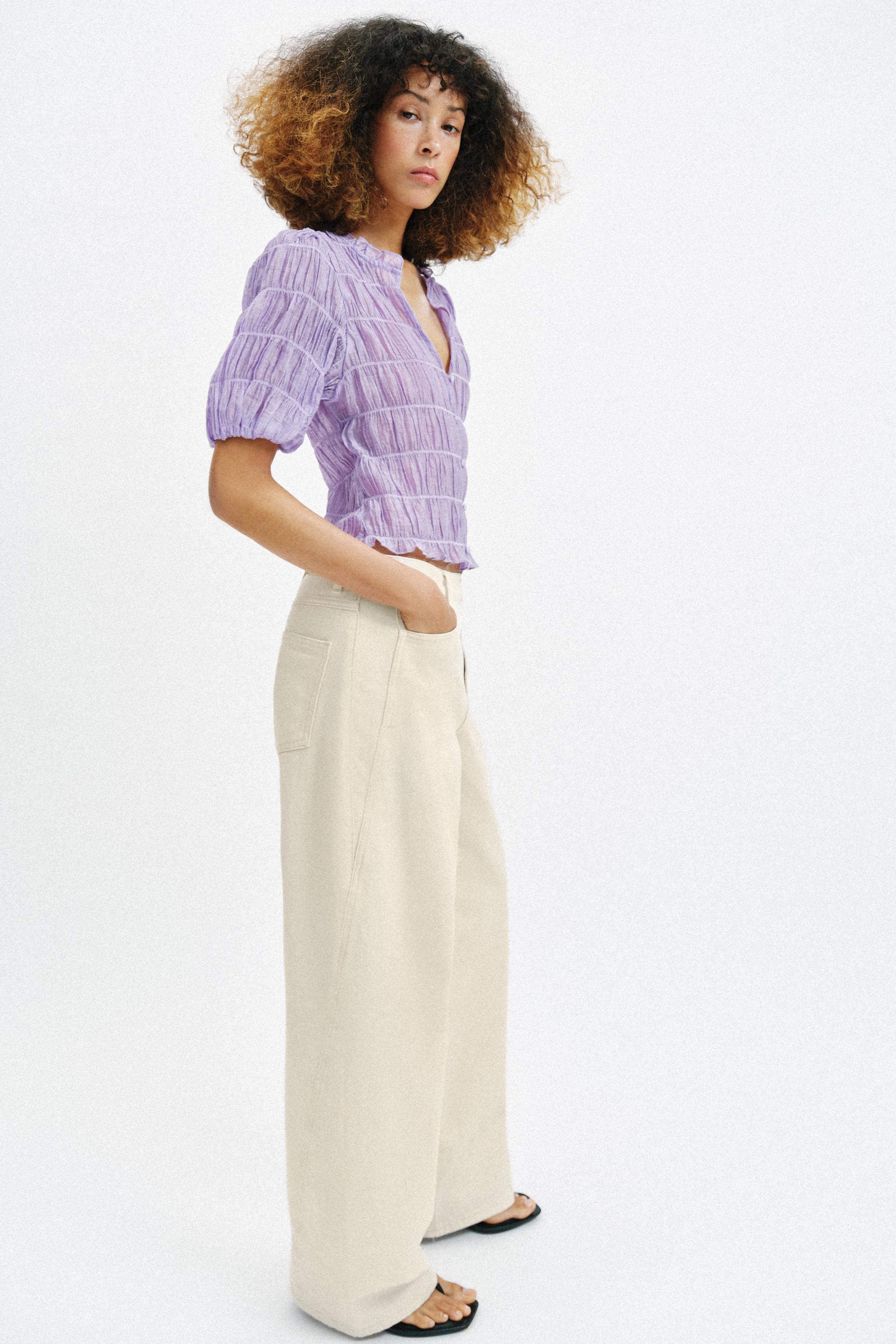 SMOCKED BLOUSE