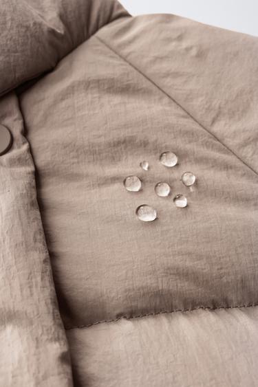DOUDOUNE EN PLUME ET DUVET DÉPERLANTE AVEC CAPUCHE À EFFET FOURRURE AMOVIBLE - Beige de Zara - Image 11