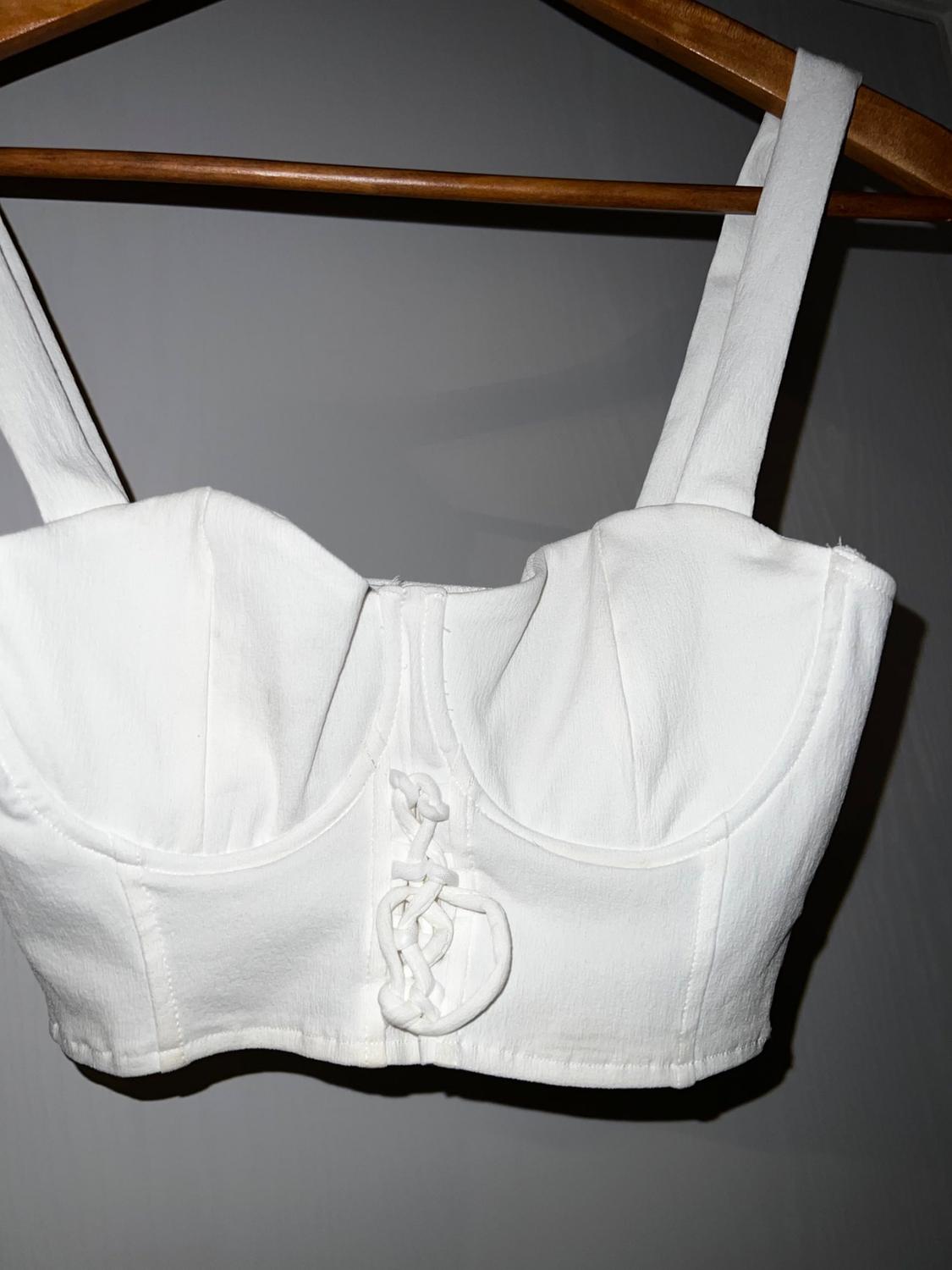 CORSETRY-INSPIRED TOP