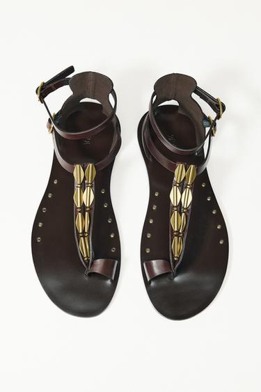 Zara LEATHER SANDALS WITH ORNAMENT - Brown