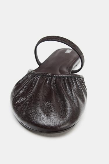 BALLERINES EN CUIR OUVERTES À L'ARRIÈRE - Marron de Zara - Image 4