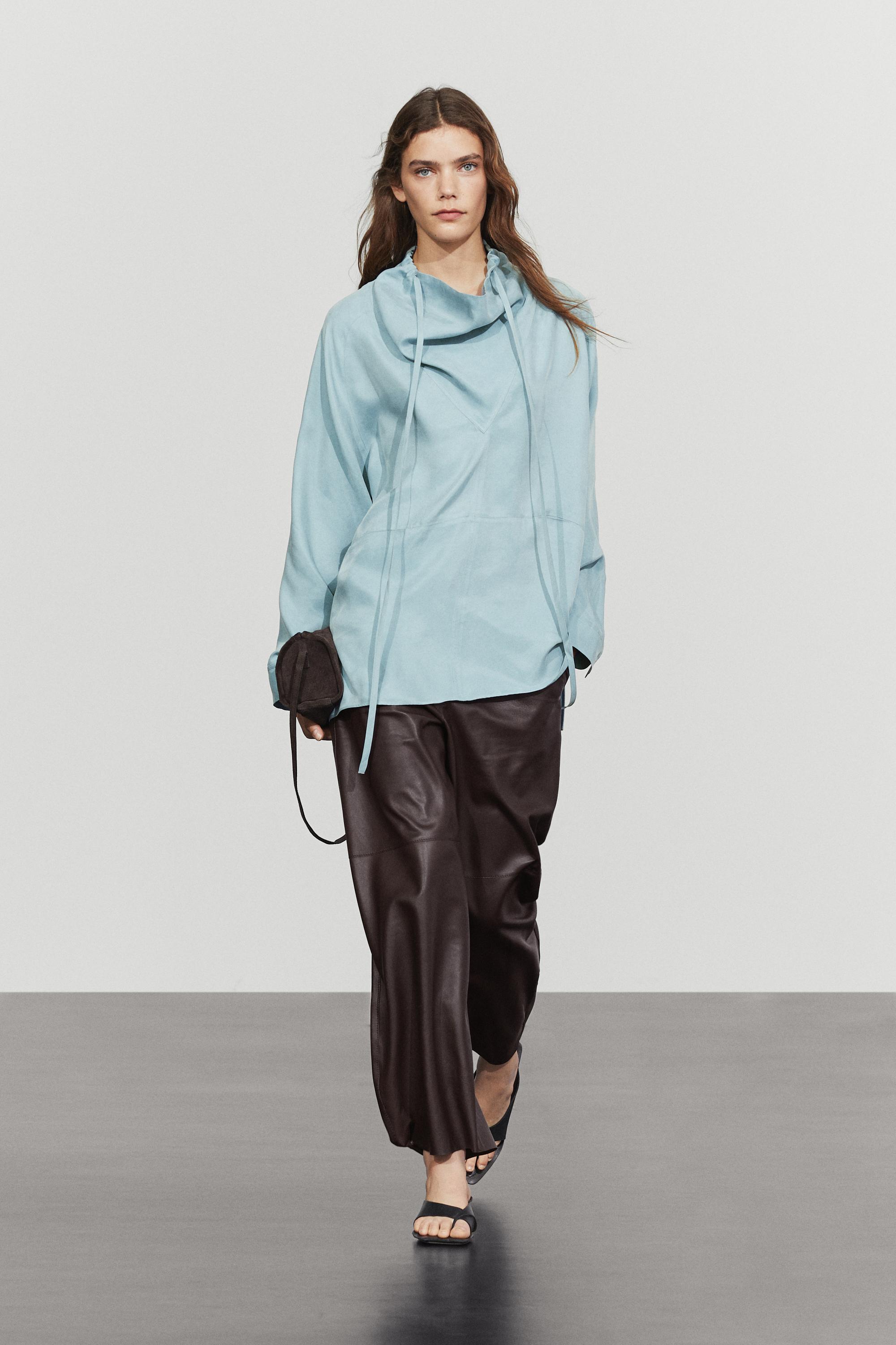 Flowing shirt with high collar and drawstring detail — Blue / Gray