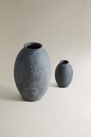TEXTURED CERAMIC VASE - Black by Zara - Image 1