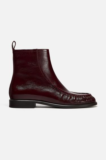 GERAFFTE LEDERSTIEFELETTE - Bordeauxrot von Zara
