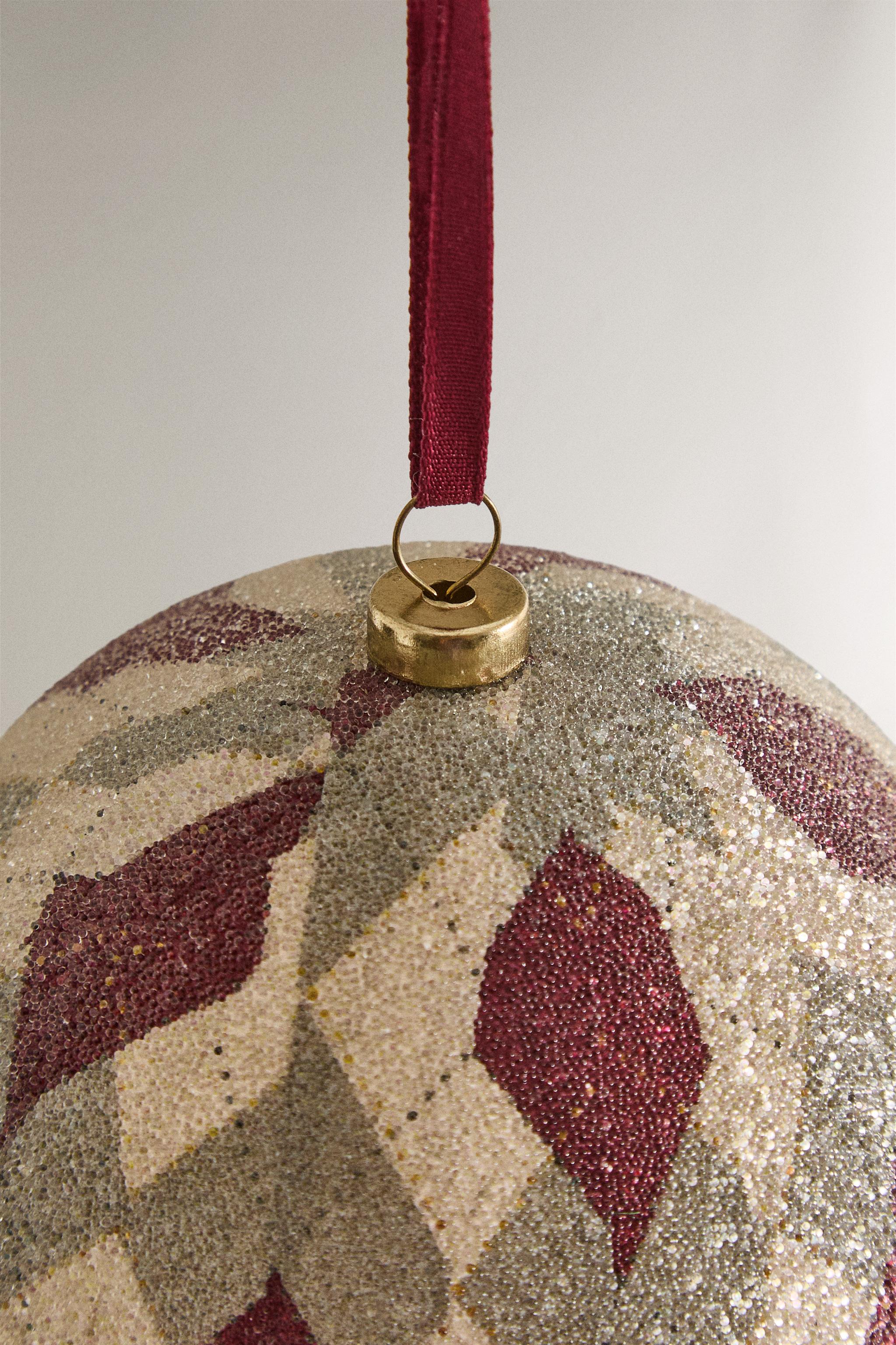 DIAMOND BALL CHRISTMAS TREE ORNAMENT