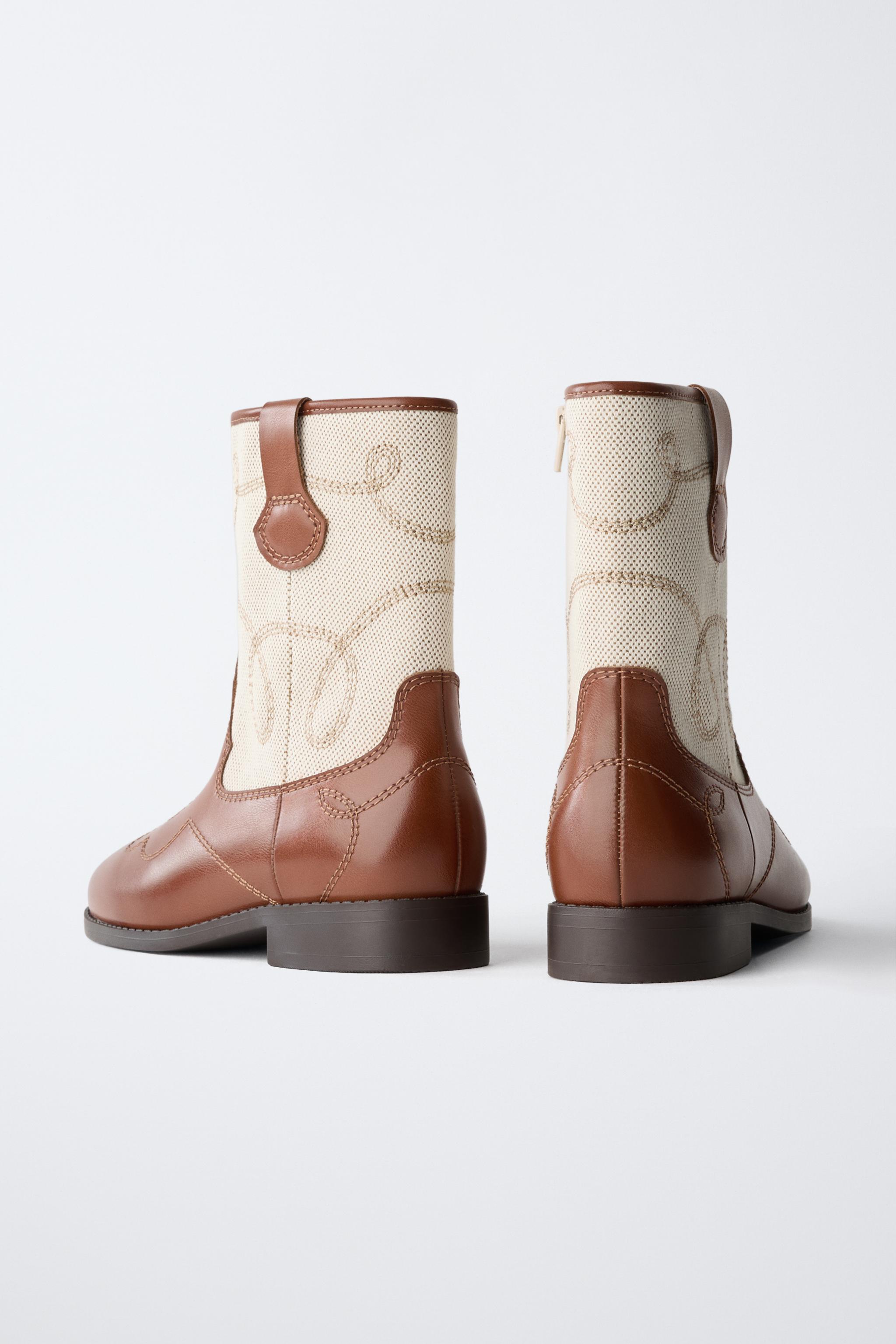 COWBOY BOOTS