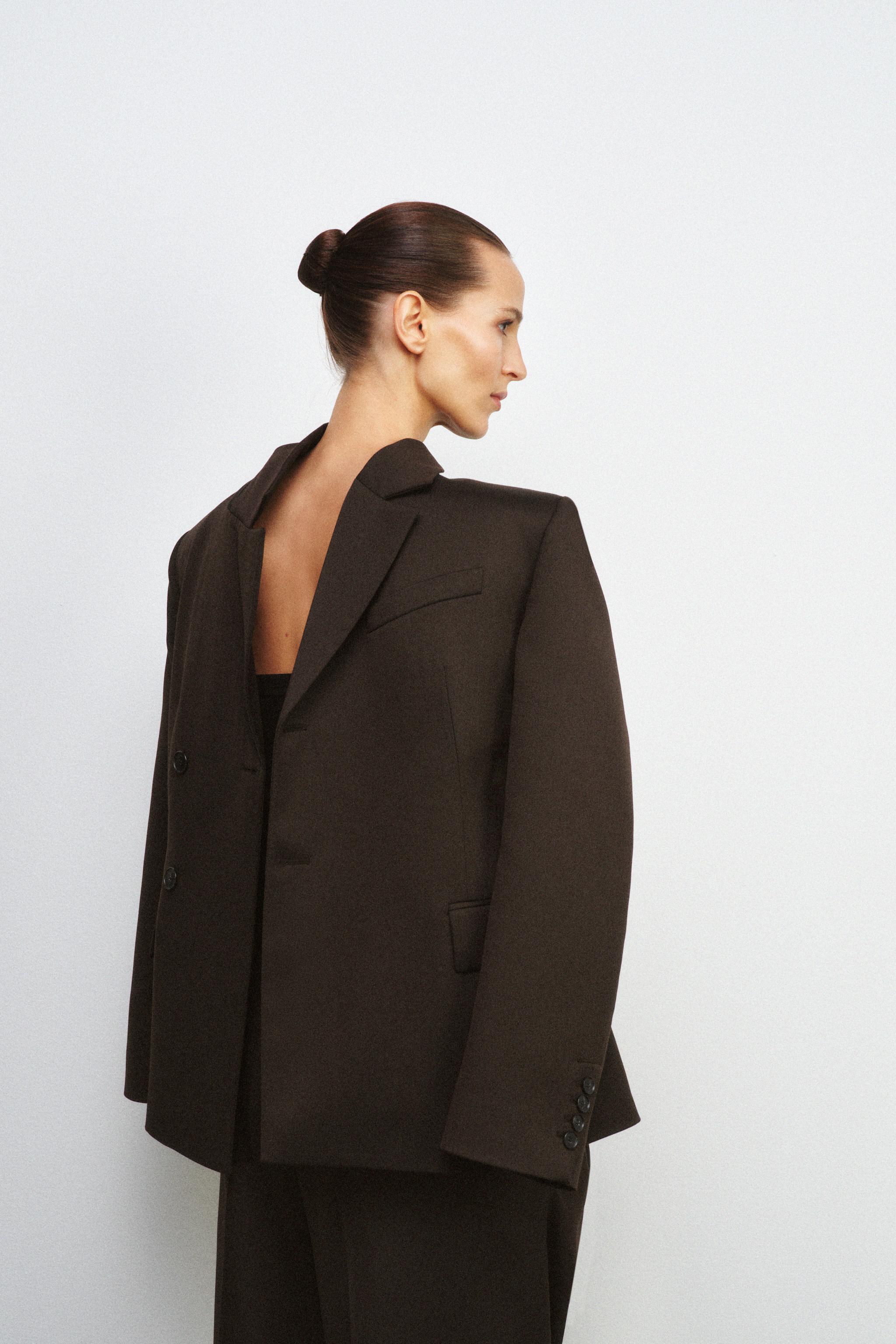 ZW COLLECTION ダブルブレストブレザー - ダークブラウン | ZARA Japan