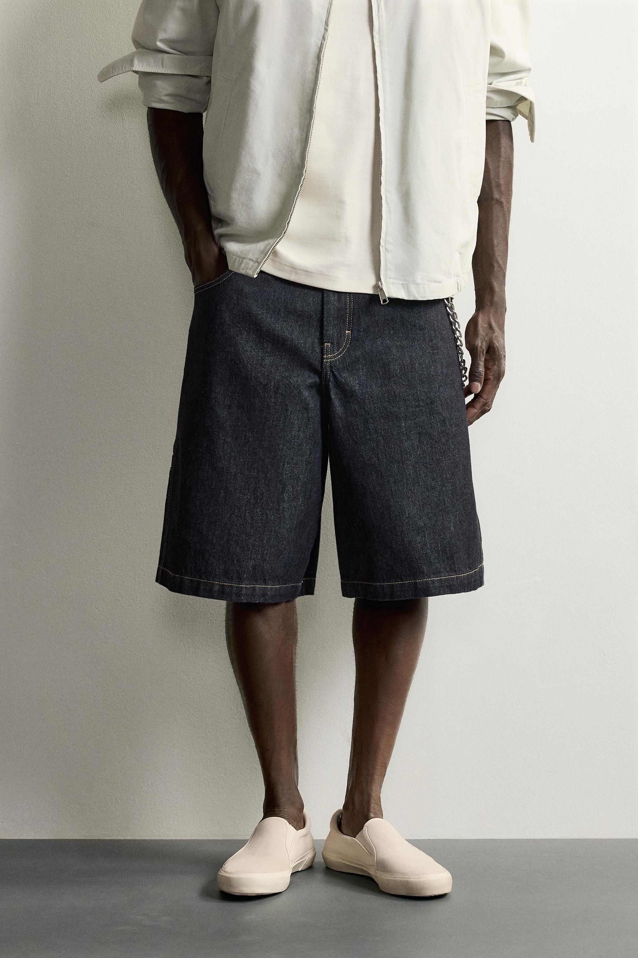 CHAIN DETAIL RELAXED DENIM JORTS