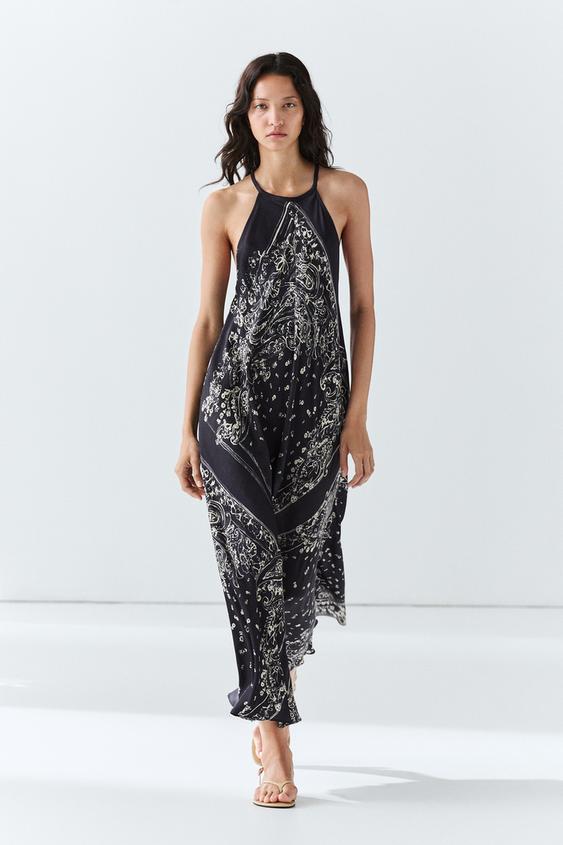 Robe longue fluide à encolure américaine imprimé cachemire - 045 de Zara - Image 0