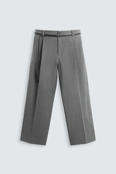 PANTALÓN PLIEGUES CINTURÓN - Gris de Zara