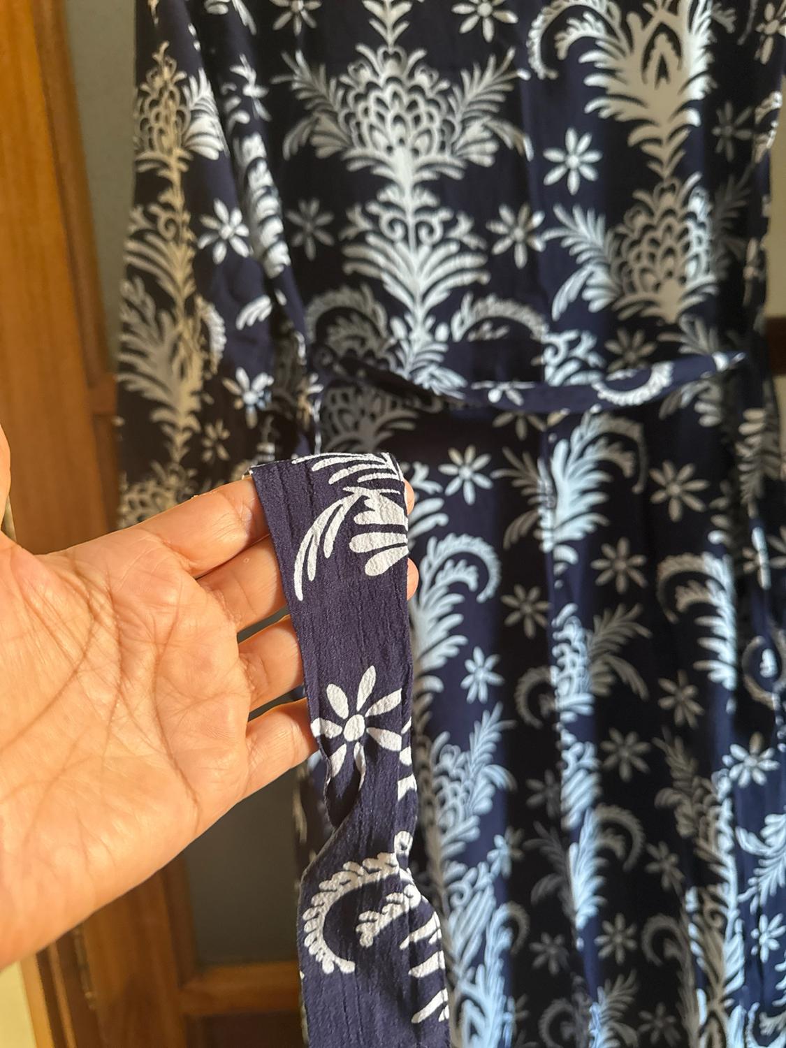 PRINTED DRESS WITH BELT - Image 6