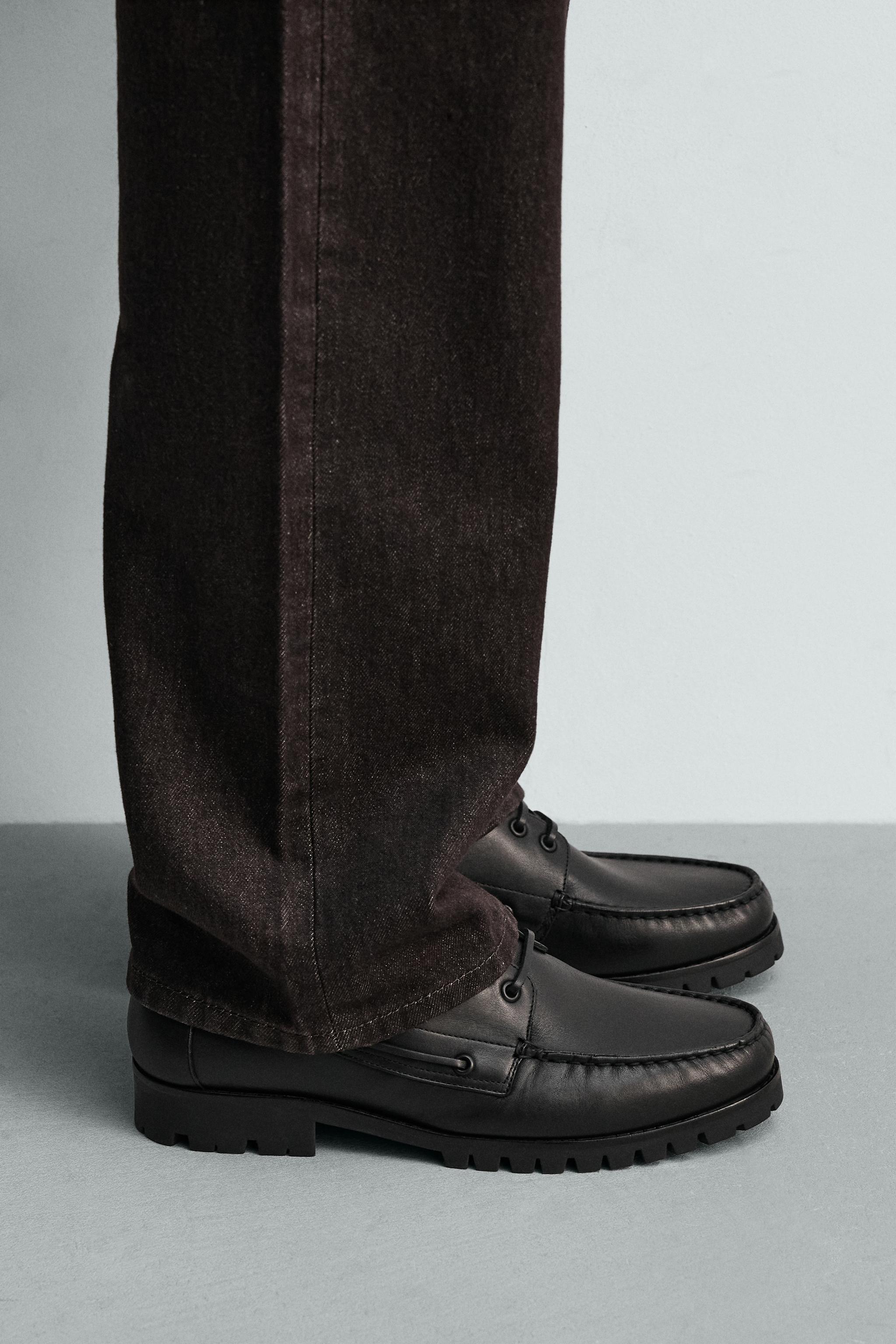 CHAUSSURES BATEAU EN CUIR
