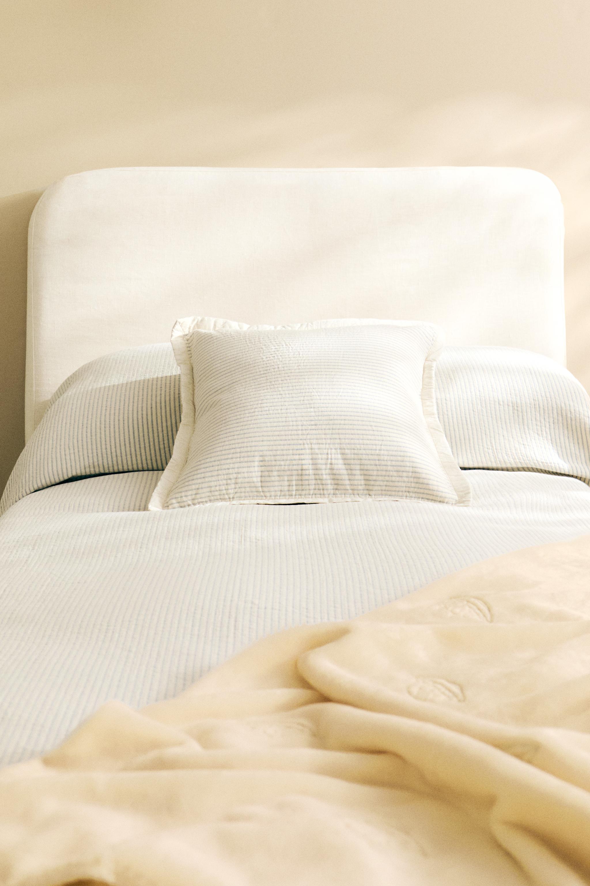 ZARA HOME リネン　ベッドカバーと枕カバー2枚セット 枕カバー フラワープリント | Zara Home 日本/Japan