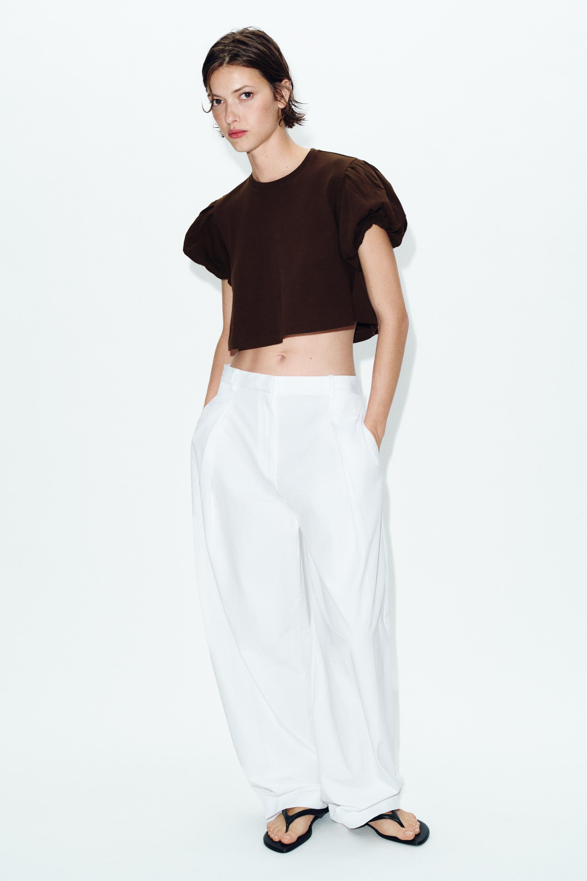 CROPPED VOLUME SLEEVE T-SHIRT — Chocolate