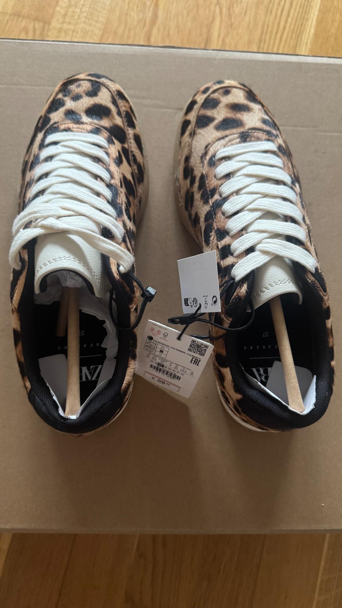 ANIMAL PRINT LEATHER TRAINERS