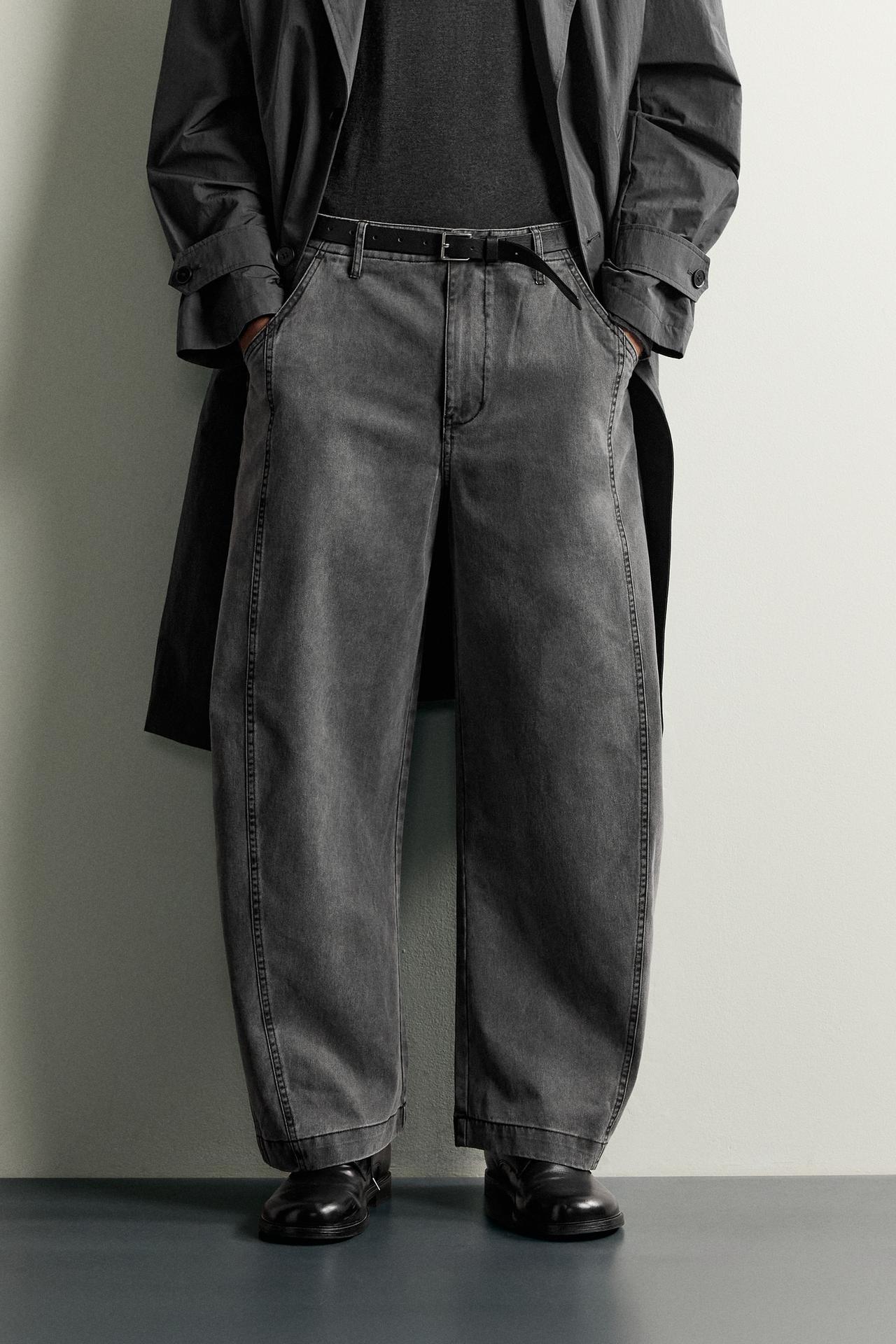SEAMED BALLOON FIT PANTS — Black