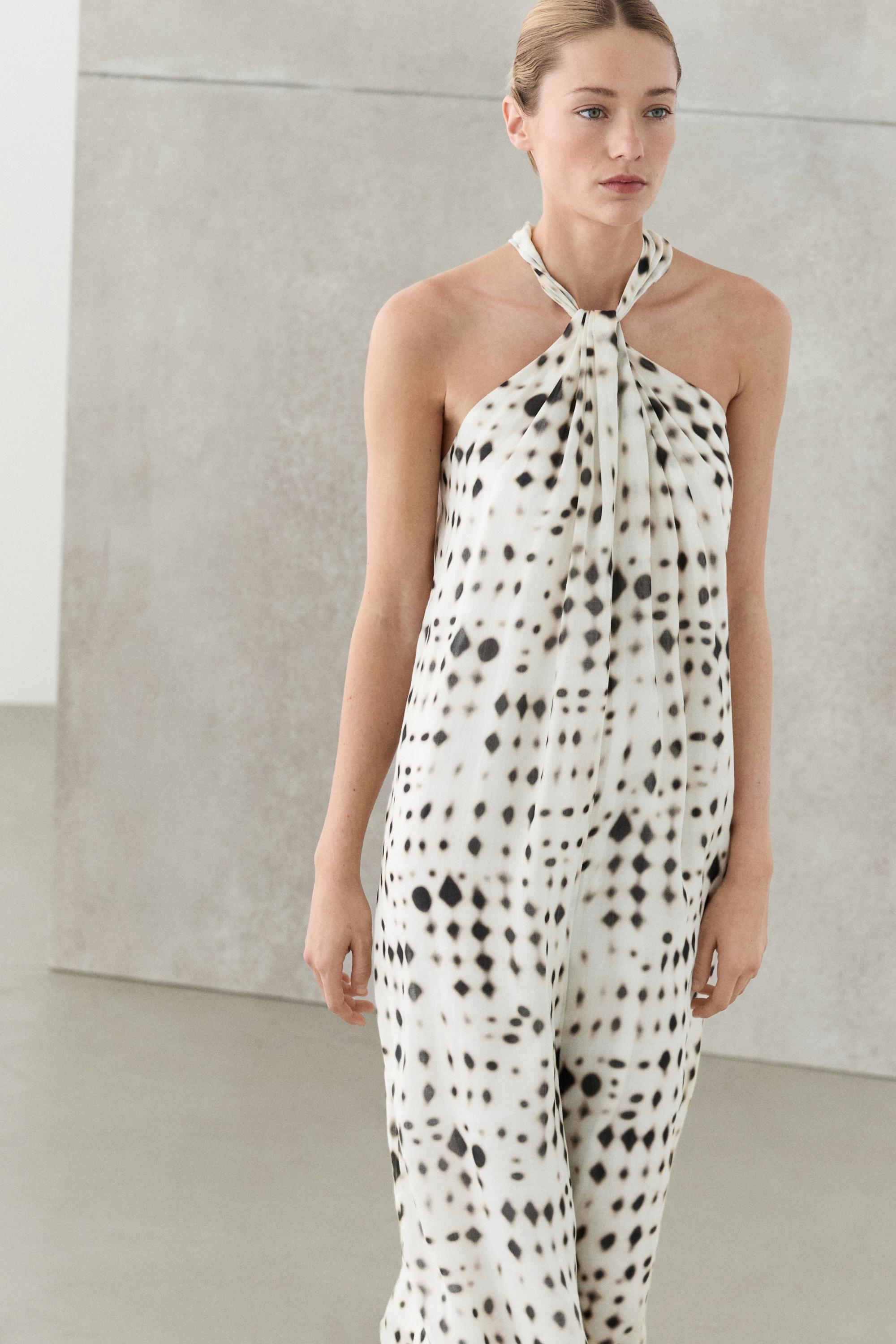 Printed halter dress — Oyster-white