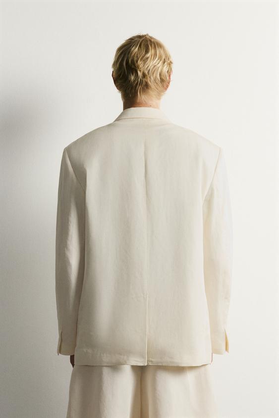 VESTE À BOUTONNAGE CROISÉ EN VISCOSE ET LIN - Blanc cassé de Zara - Image 2