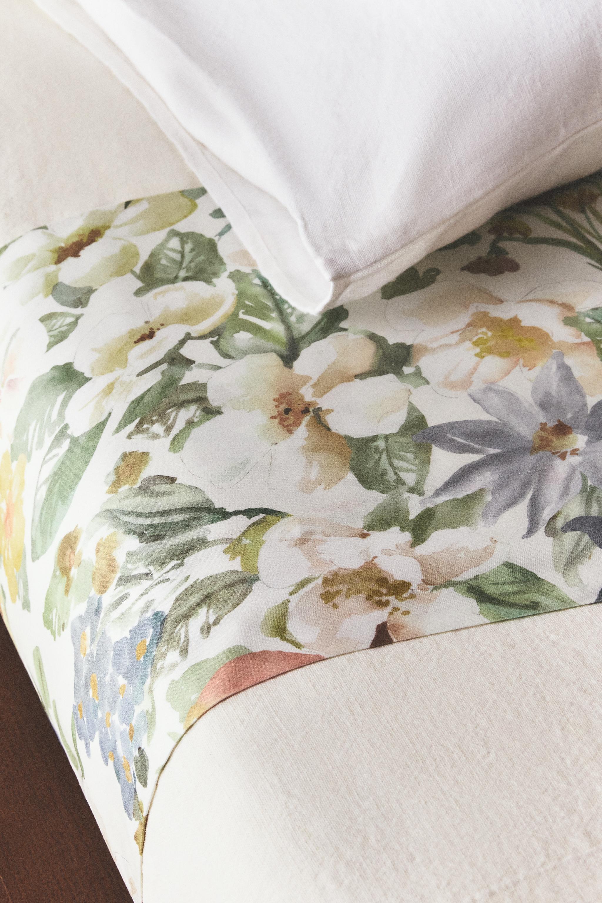 DRAP DE DESSUS SATIN IMPRIMÉ FLEUR