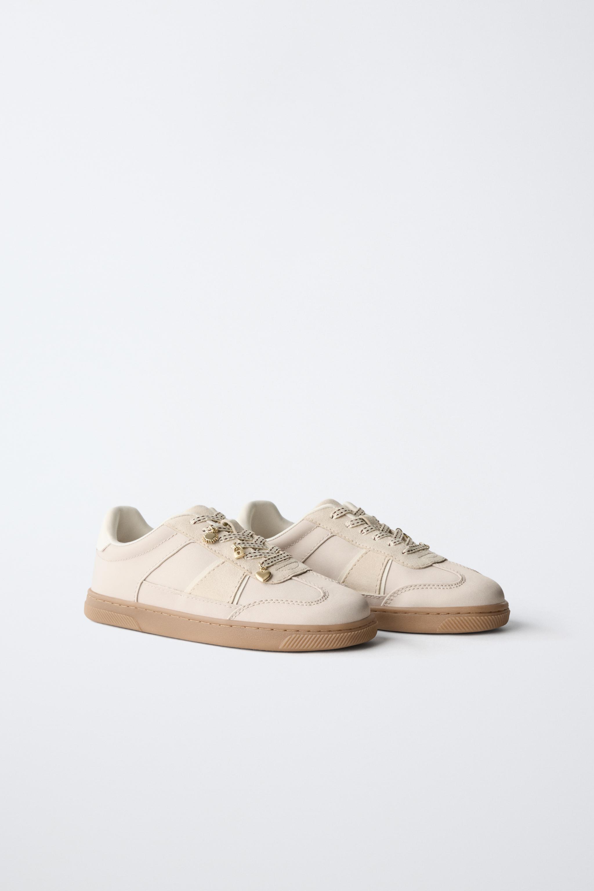 CHARM SNEAKERS — Beige