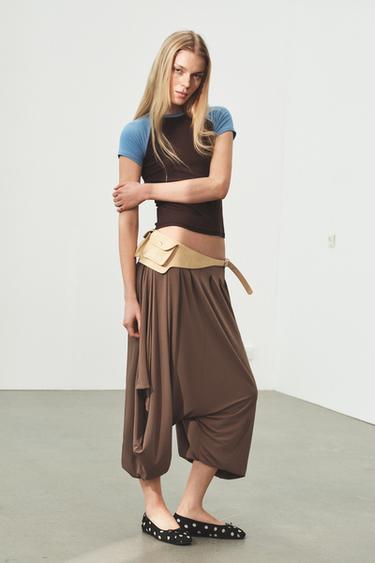 بنطلون واسع منسدل غير متماثل - بني فاتح by Zara