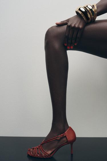 SANDALIA TACÓN CANGREJERA - Rojo de Zara - Imagen 0
