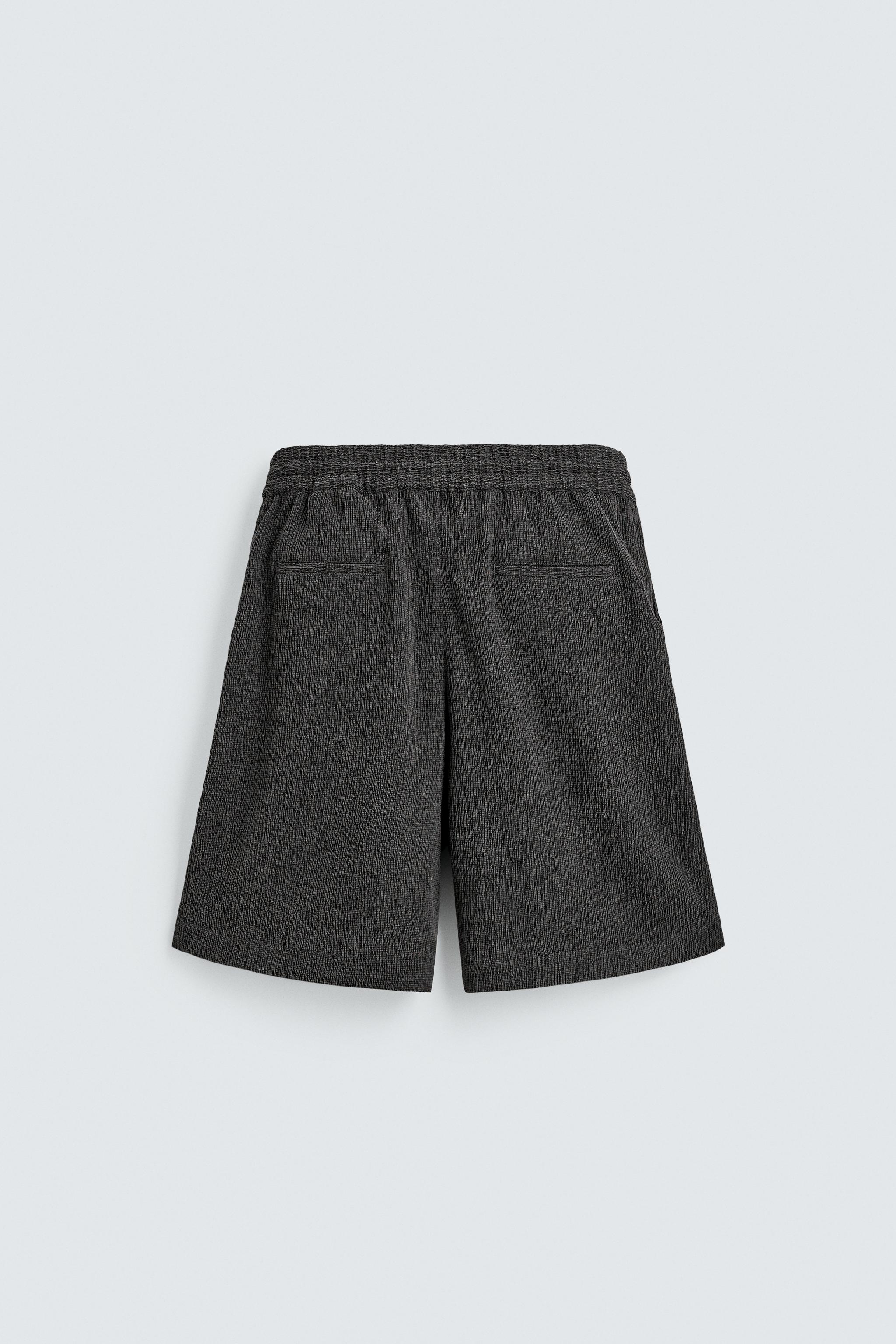 RELAXED FIT EMBOSSED SHORTS