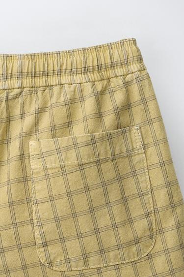 COTTON AND LINEN CHECK PRINT BERMUDA SHORTS - Light brown by Zara - Image 3