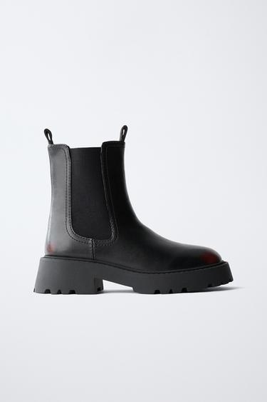 BRUSHED ANKLE BOOTS - Black by Zara