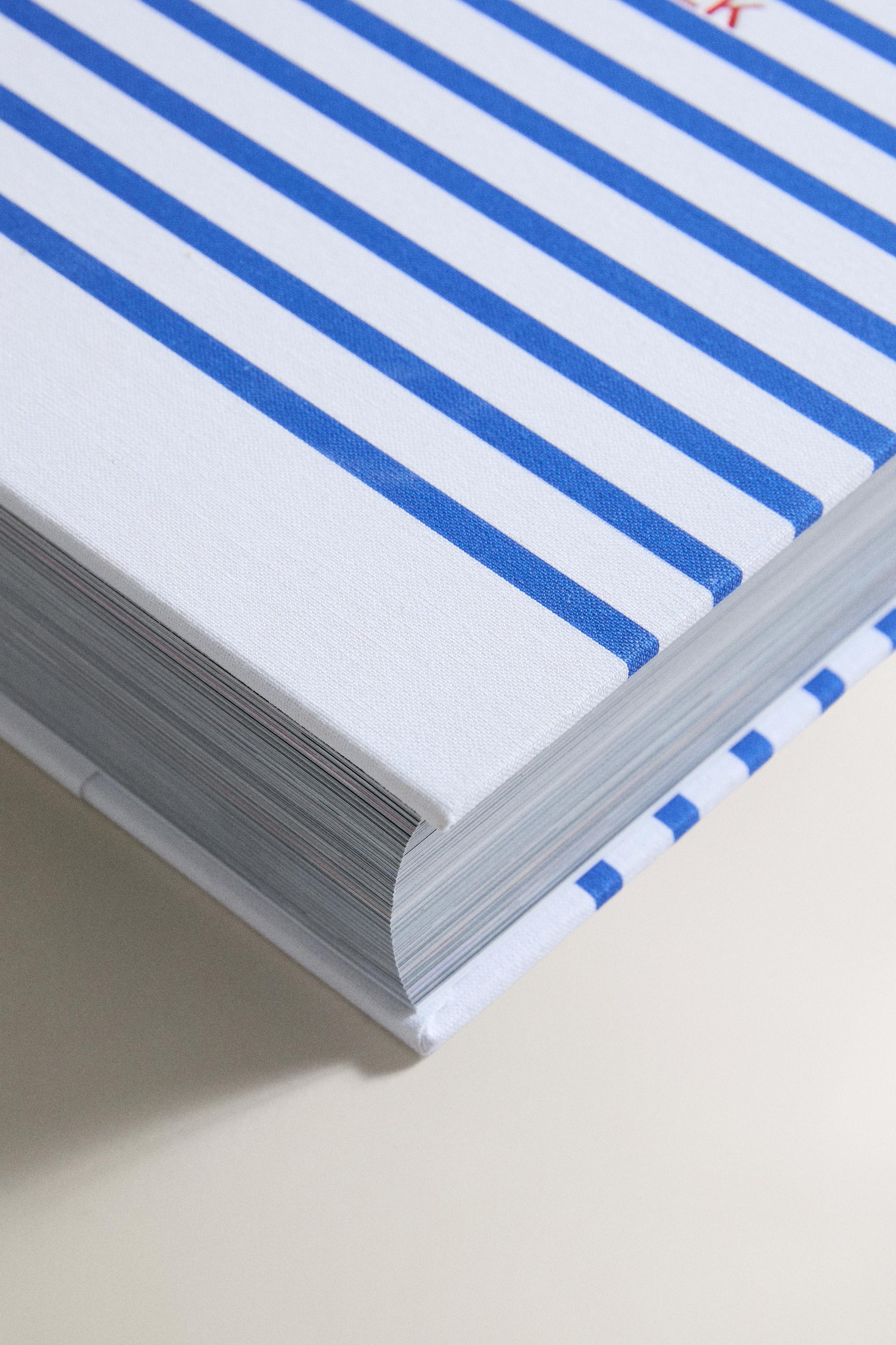 JEAN PAUL GAULTIER CATWALK BOOK (ENGLISH) — Blue
