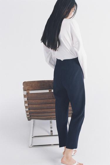 ハイウエストパンツネイビーブルーZaraのハイウエストパンツ - ネイビーブルー