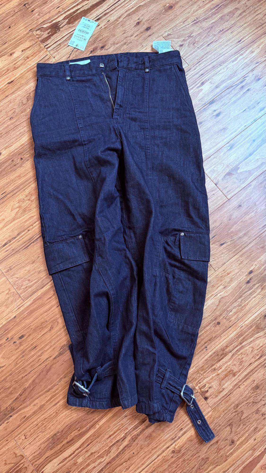 CARGO PANTS WITH SIDE LOOPS - Image 9