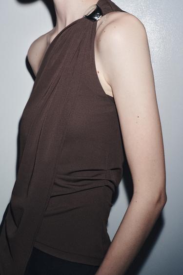 TOP EN CRÊPE ASYMÉTRIQUE - Marron de Zara - Image 4