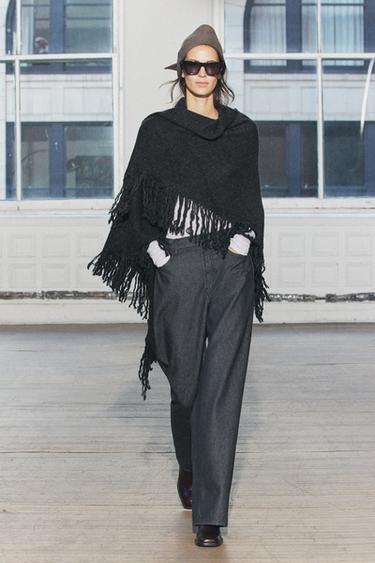 Zara FRINGED KNIT SHAWL CAPE - Anthracite Gray