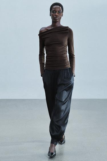 ASYMMETRISCHE GEDRAPEERDE TOP - DONKERBRUIN van Zara