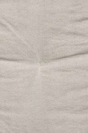 LONG LINEN CUSHION - Light beige by Zara - Image 4