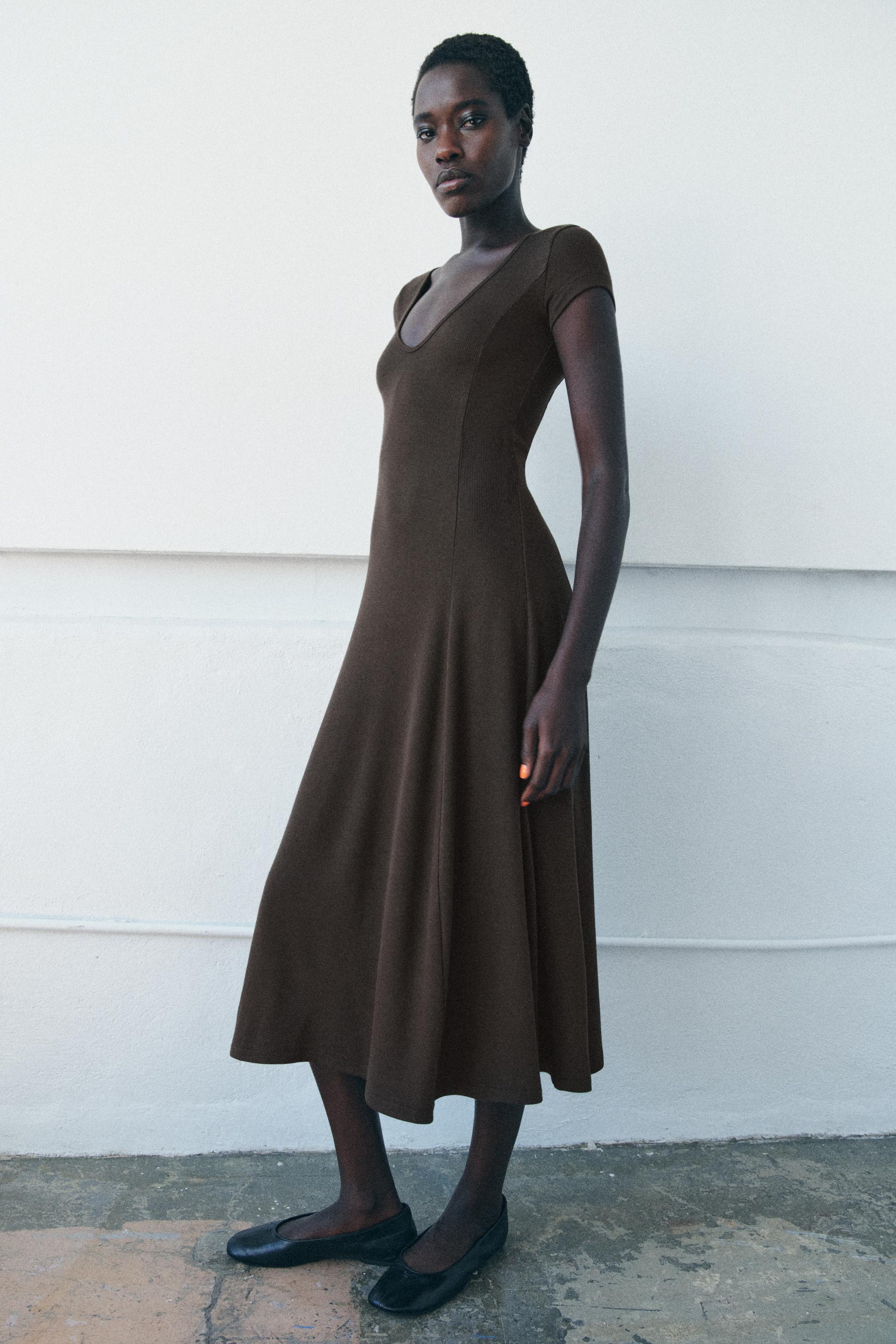 Zara LONG RIBBED DRESS