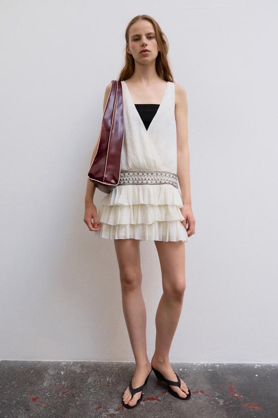 VESTIDO GASA VOLANTES TACHAS - Blanco de Zara - Imagen 0
