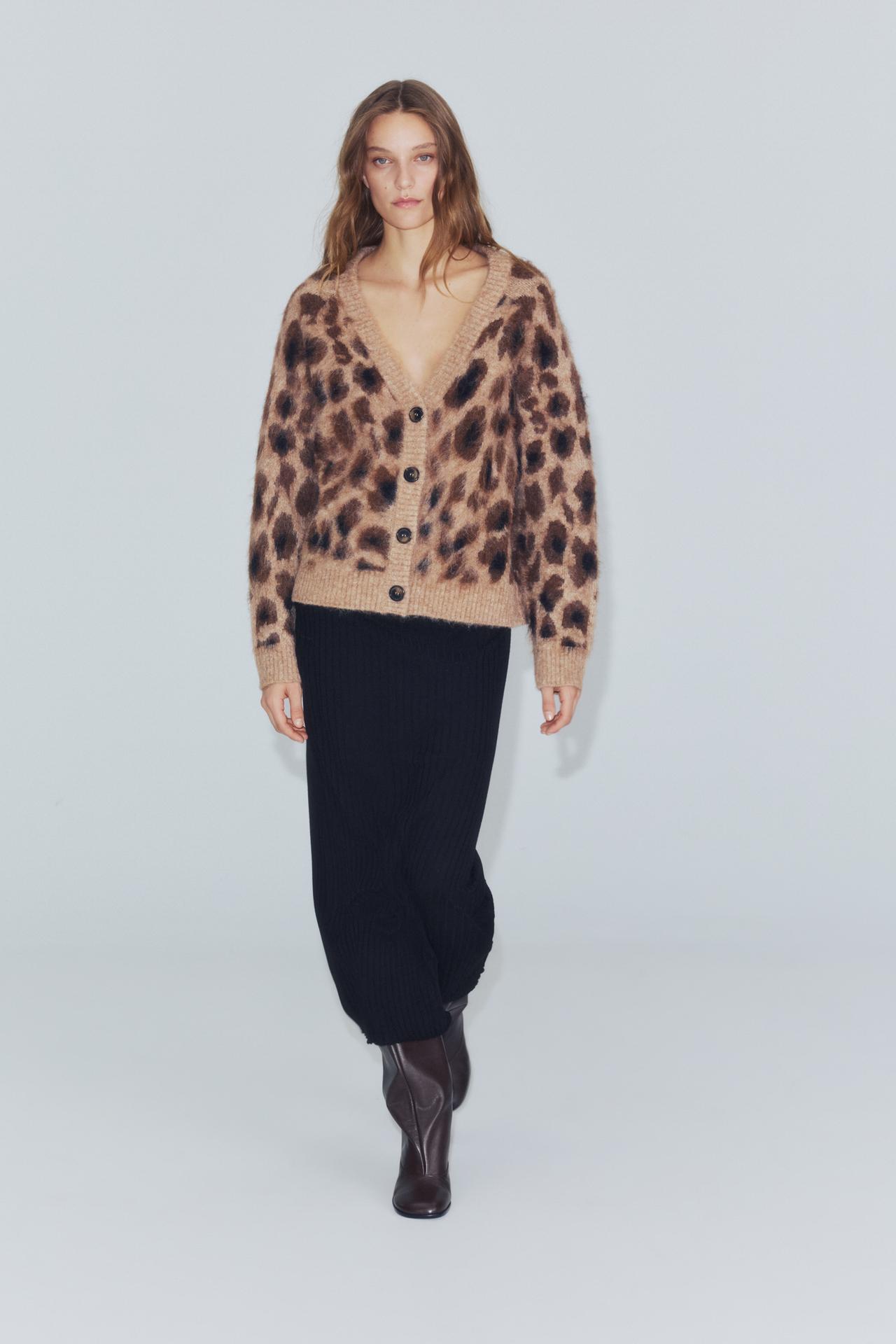 ANIMAL JACQUARD CARDIGAN — Leopard