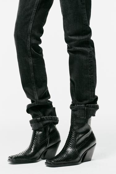 TEXTURED COWBOY ANKLE BOOTS — Black 2