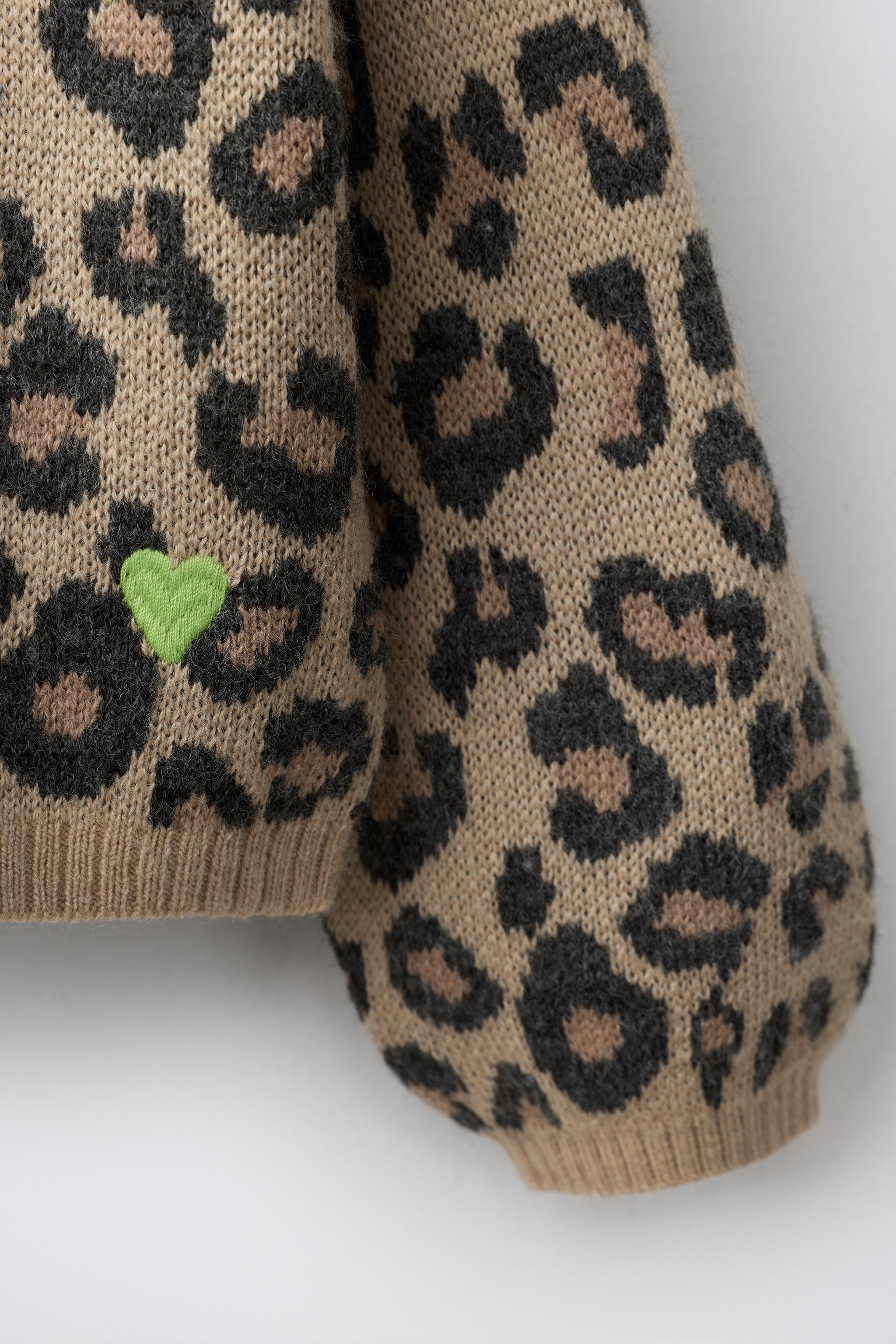 GILET EN MAILLE ANIMAL PRINT CONTRASTE
