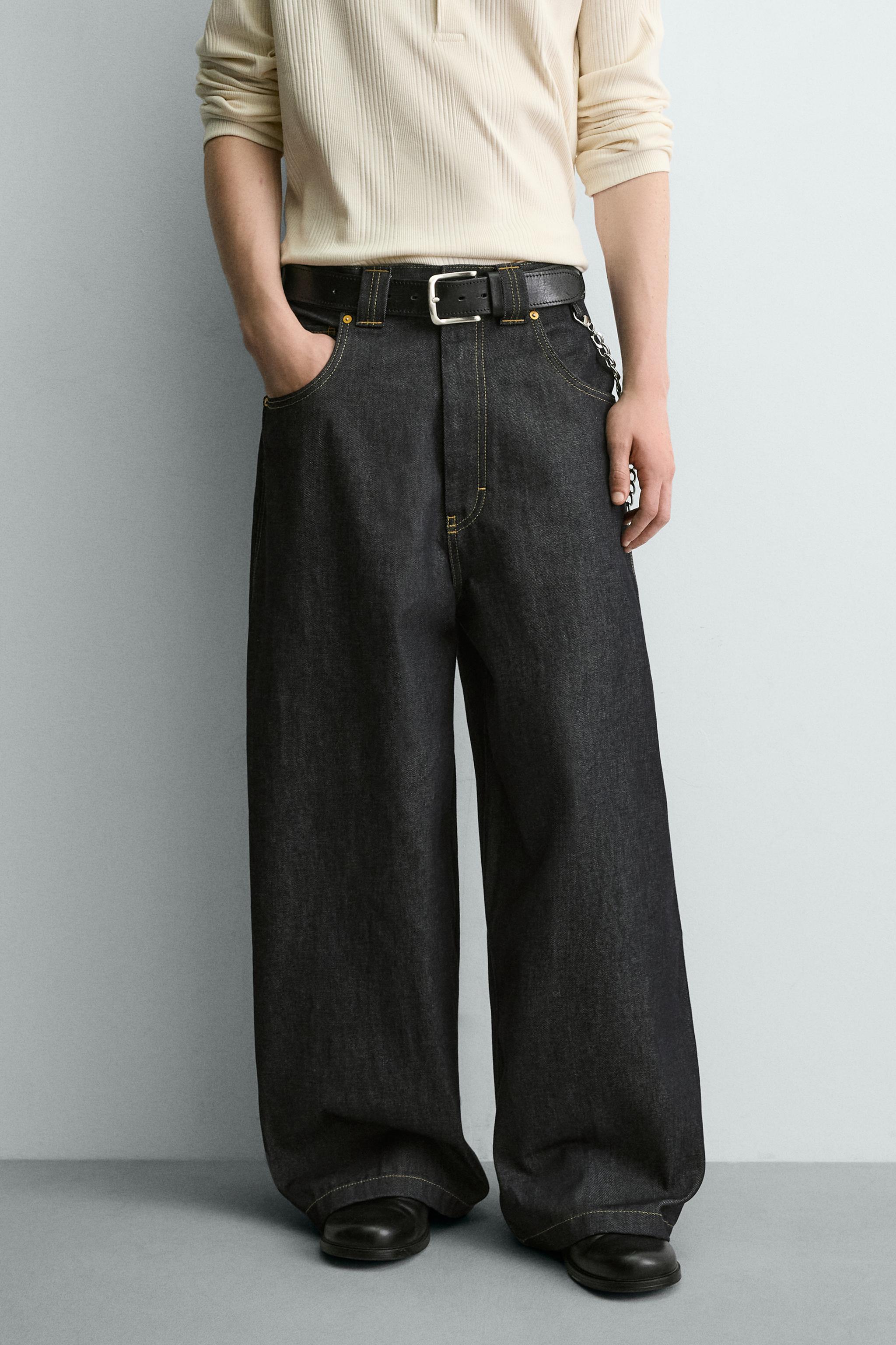 PANTALON BAGGY FIT AVEC CHAÎNE
