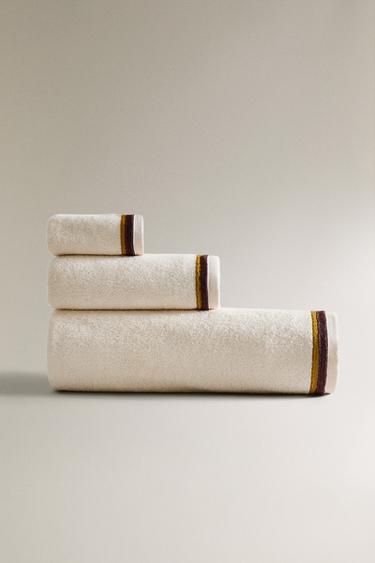 BATH TOWEL WITH DOUBLE TRIM - Ivory by Zara